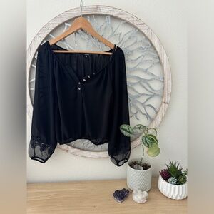 XOXO Women’s Boho Long Sleeve Blouse/Sheer Top. Size XS. Black, gold buttons.